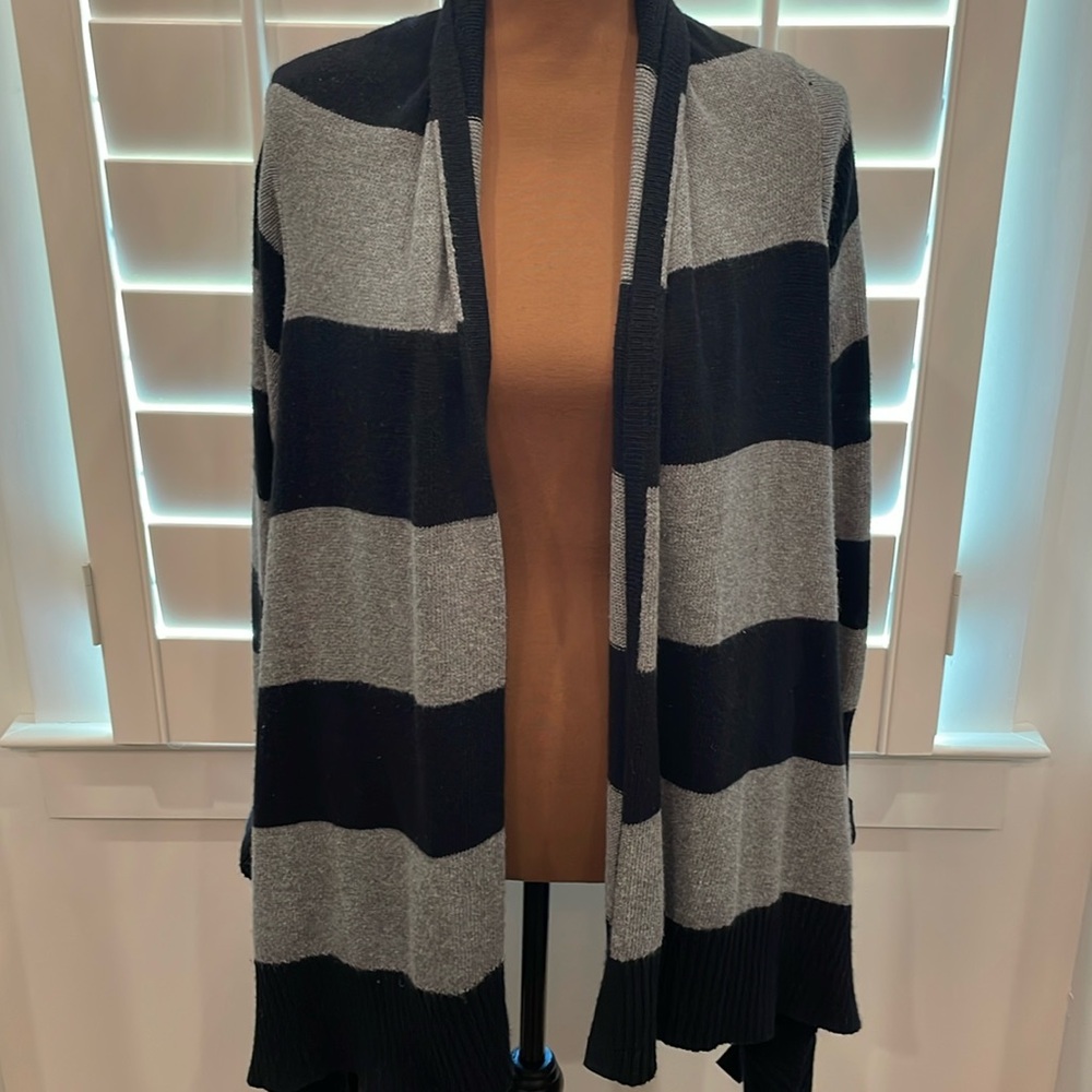Mossimo cardigan